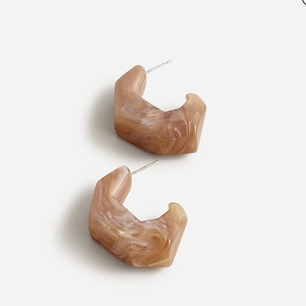 NWT-J Crew Made-in-Italy acetate dimensional hoop earrings.